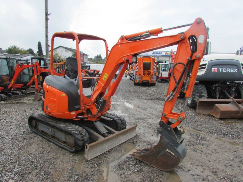 Kubota U 27-4 Canopy Minibagger 17.500 EUR - Miniescavatore: foto 3 Kubota U 27-4 Canopy Minibagger 17.500 EUR - Miniescavatore: foto 3