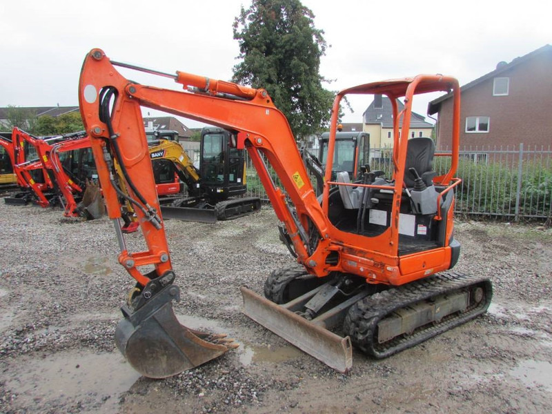 Kubota U 27-4 Canopy Minibagger 17.500 EUR - Miniescavatore: foto 2 Kubota U 27-4 Canopy Minibagger 17.500 EUR - Miniescavatore: foto 2