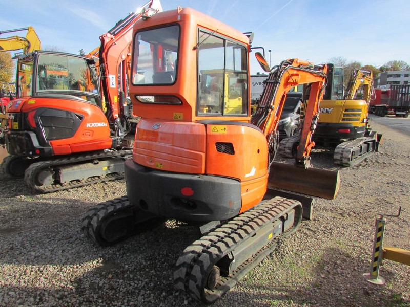 Kubota U 35-3 alpha 3 Minibagger 22.000 EUR - Miniescavatore: foto 5 Kubota U 35-3 alpha 3 Minibagger 22.000 EUR - Miniescavatore: foto 5