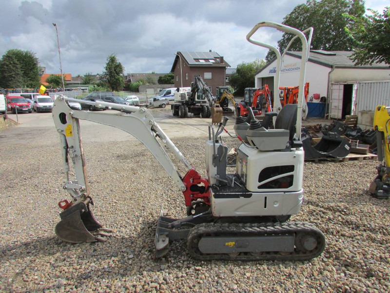 Takeuchi TB 210 R Minibagger 14.500 EUR - Miniescavatore: foto 1 Takeuchi TB 210 R Minibagger 14.500 EUR - Miniescavatore: foto 1