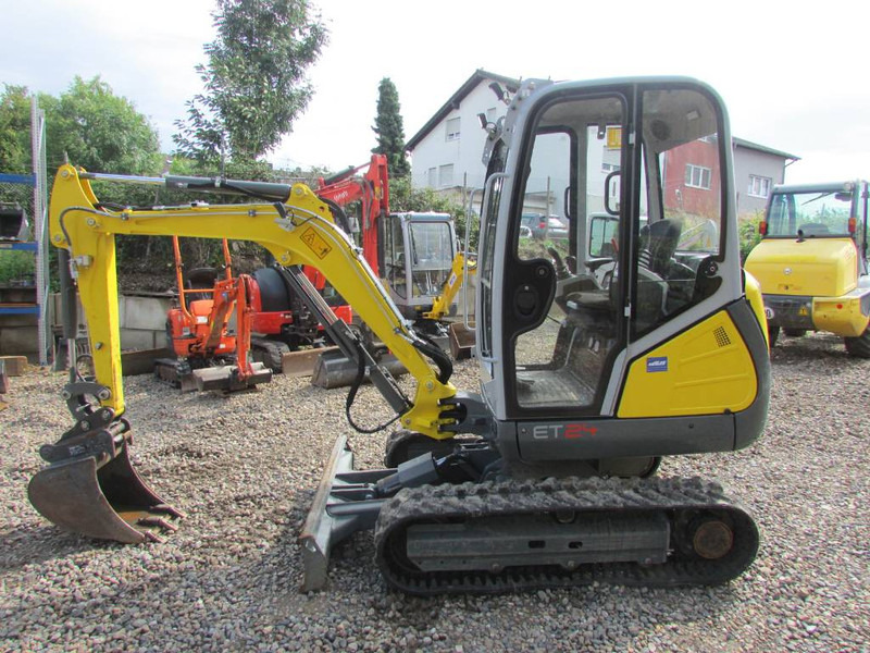 WACKER NEUSON ET 24 Minibagger 26.500 EUR - Miniescavatore: foto 1 WACKER NEUSON ET 24 Minibagger 26.500 EUR - Miniescavatore: foto 1