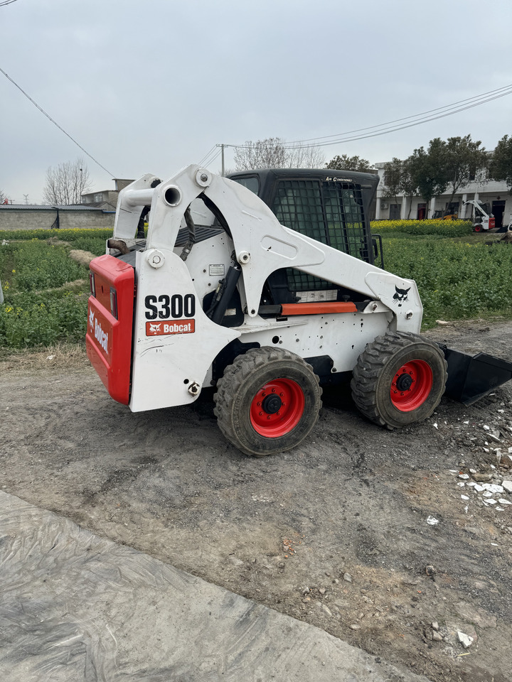 BOBCAT S300 - Minipala: foto 4 BOBCAT S300 - Minipala: foto 4