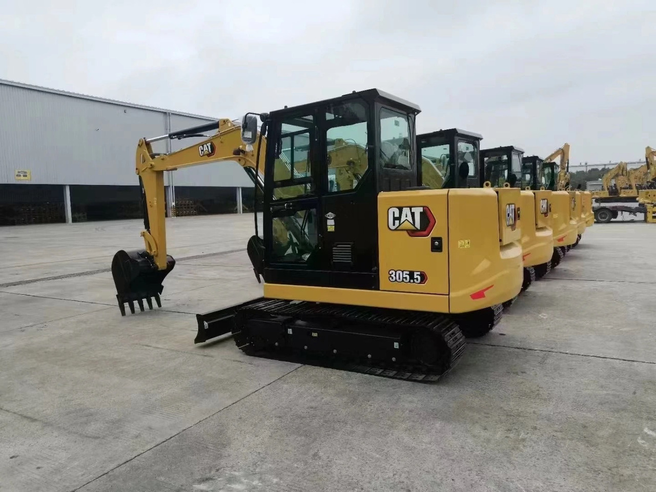 CAT 305.5E2 - Miniescavatore: foto 3 CAT 305.5E2 - Miniescavatore: foto 3