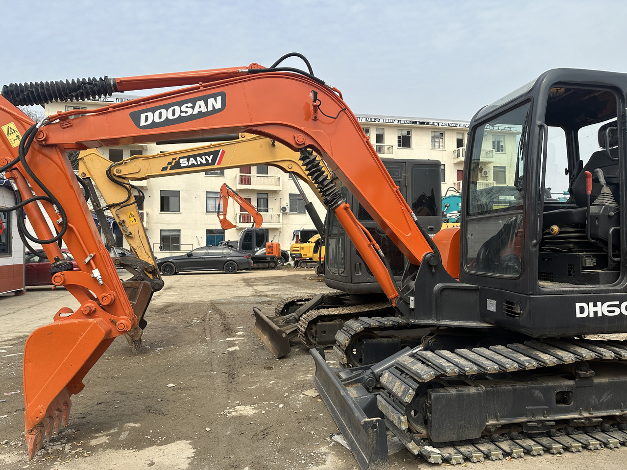 DOOSAN DH60-7 - Miniescavatore: foto 4 DOOSAN DH60-7 - Miniescavatore: foto 4