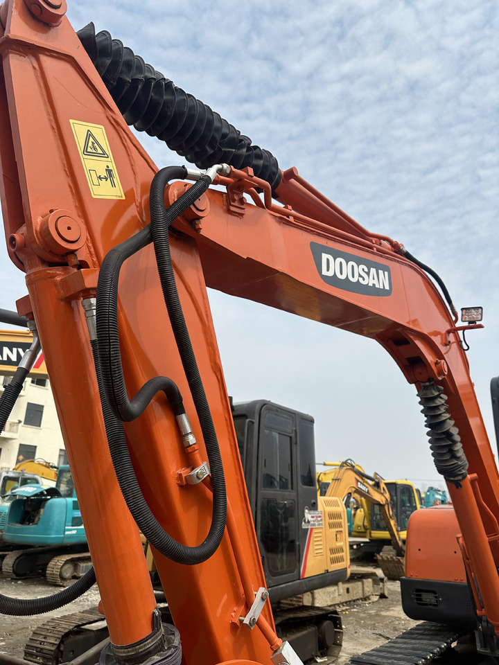 DOOSAN DH60-7 - Miniescavatore: foto 5 DOOSAN DH60-7 - Miniescavatore: foto 5
