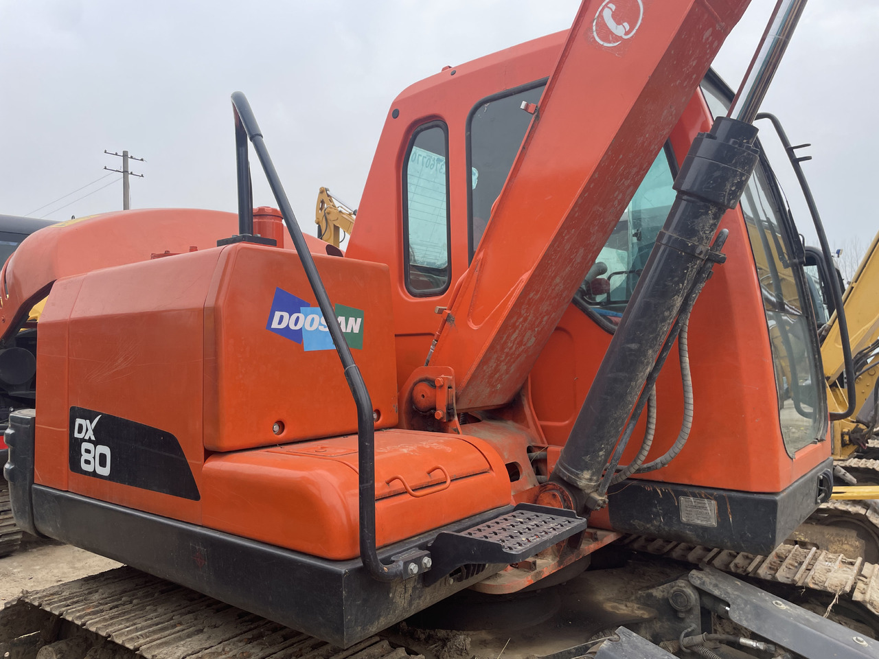 DOOSAN DX80 - Escavatore cingolato: foto 2 DOOSAN DX80 - Escavatore cingolato: foto 2