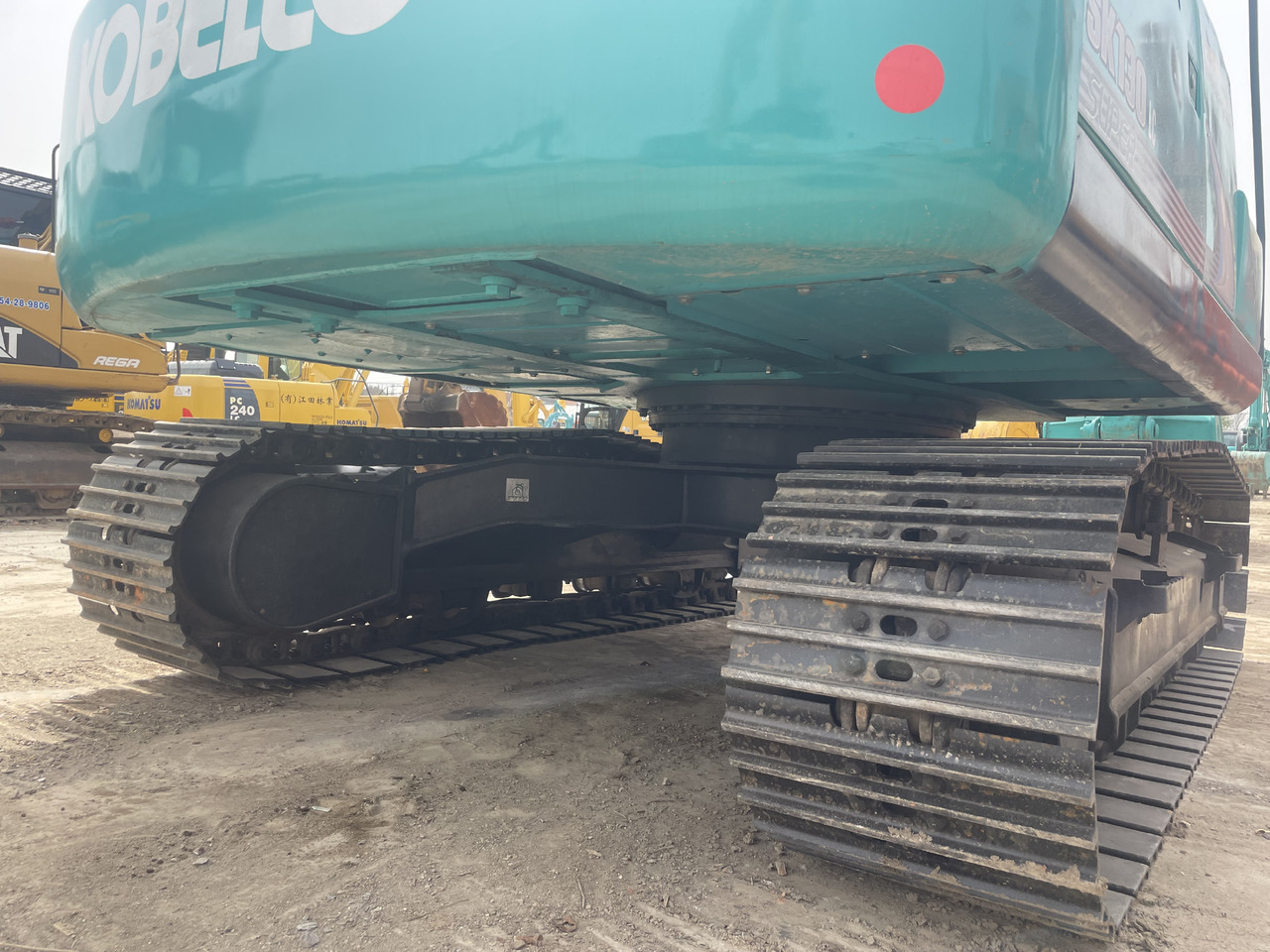 KOBELCO SK130-8 - Escavatore cingolato: foto 3 KOBELCO SK130-8 - Escavatore cingolato: foto 3