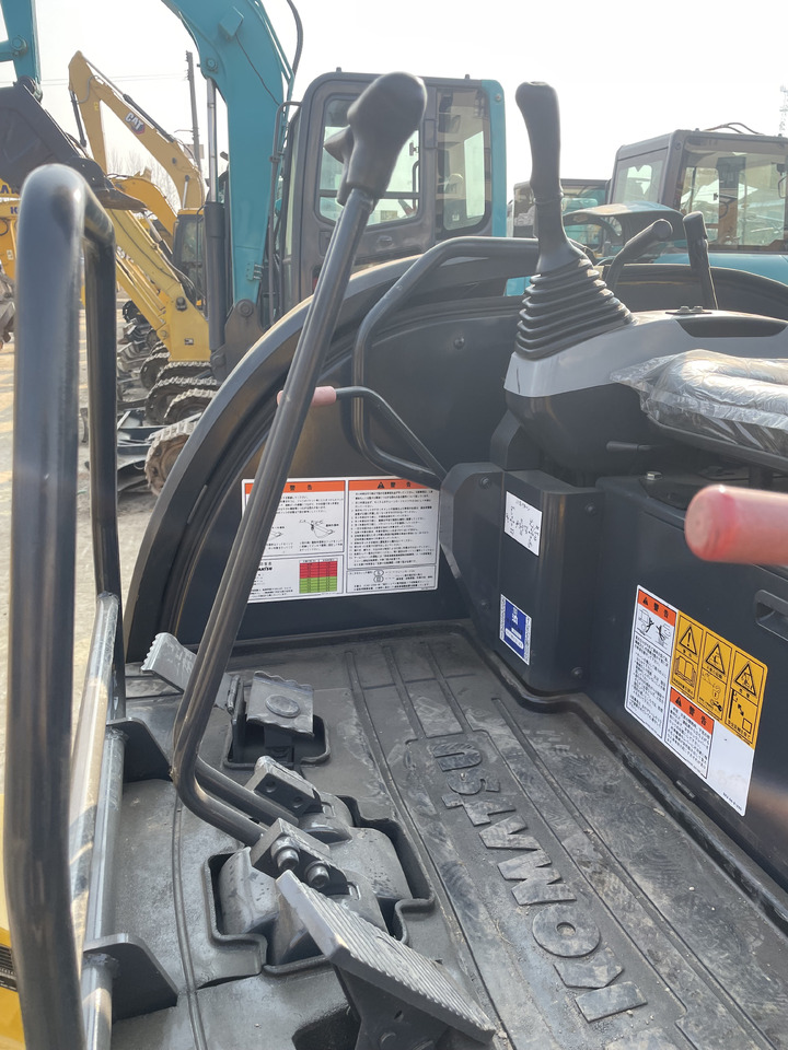 Miniescavatore KOMATSU PC 35 MR-3: foto 8 Miniescavatore KOMATSU PC 35 MR-3: foto 8