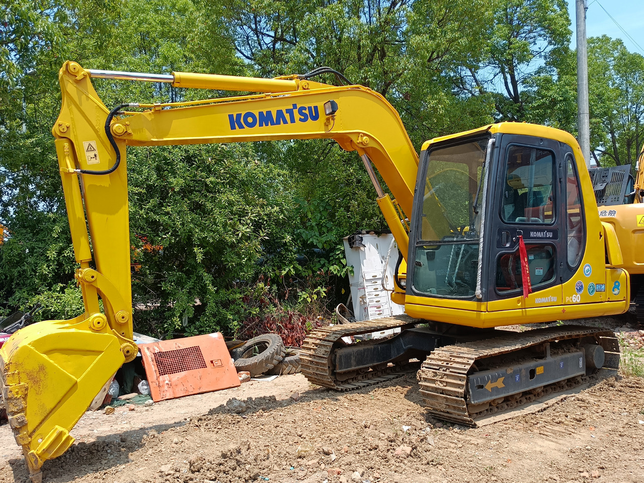 KOMATSU PC60-7 - Escavatore cingolato: foto 1 KOMATSU PC60-7 - Escavatore cingolato: foto 1