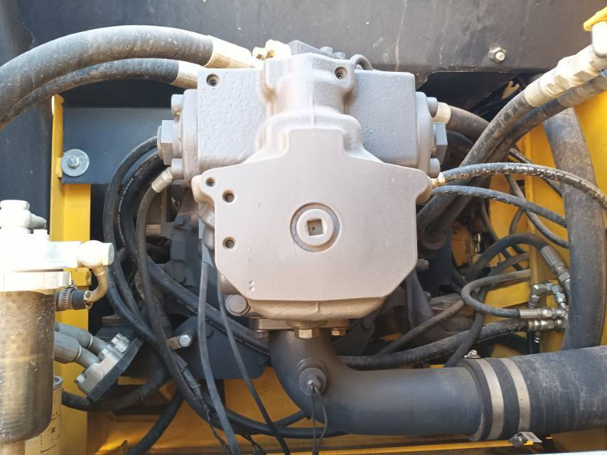 Escavatore cingolato Komatsu PC 300: foto 6