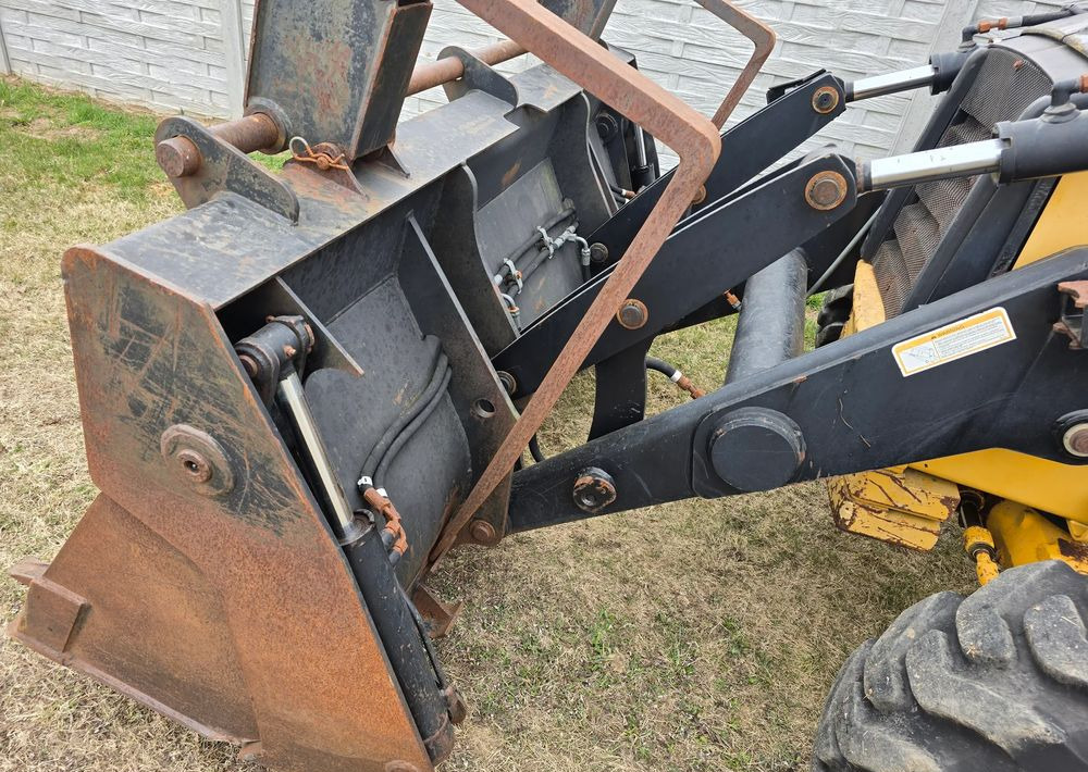 Caterpillar - Terna: foto 5 Caterpillar - Terna: foto 5