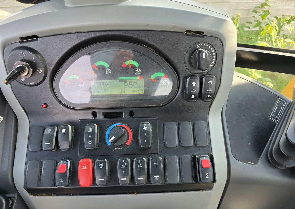 Caterpillar - Terna: foto 4 Caterpillar - Terna: foto 4