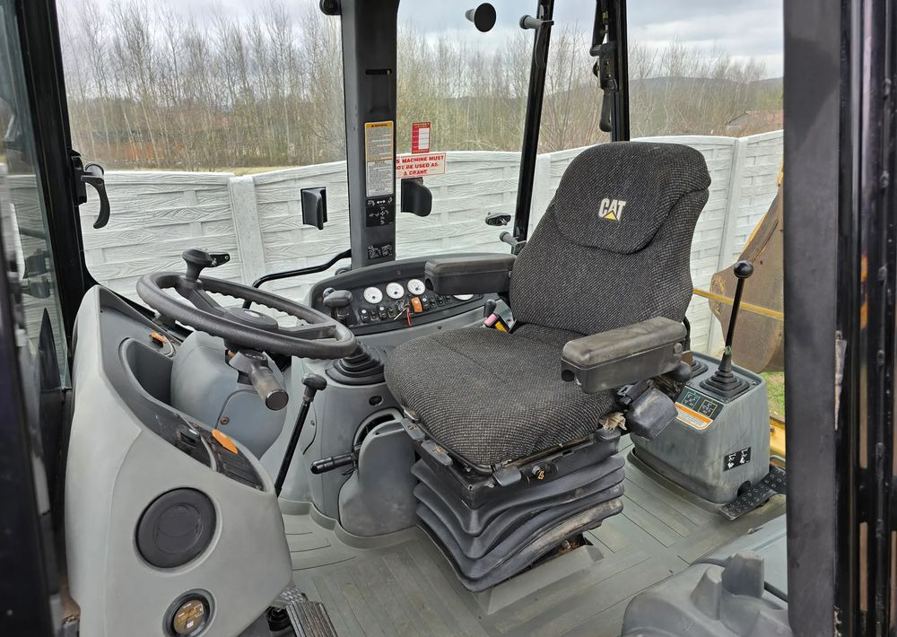 Caterpillar - Terna: foto 2 Caterpillar - Terna: foto 2