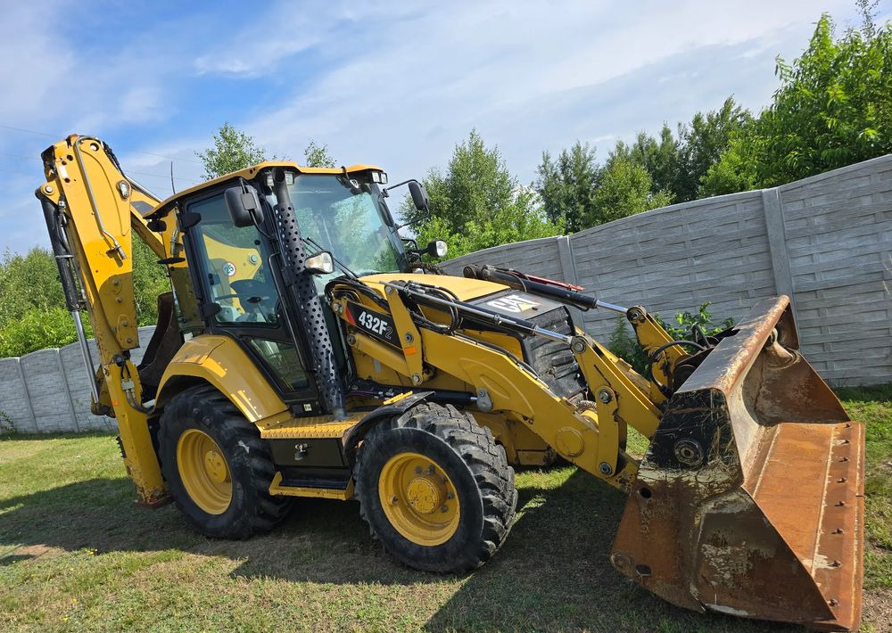 Caterpillar - Terna: foto 2 Caterpillar - Terna: foto 2