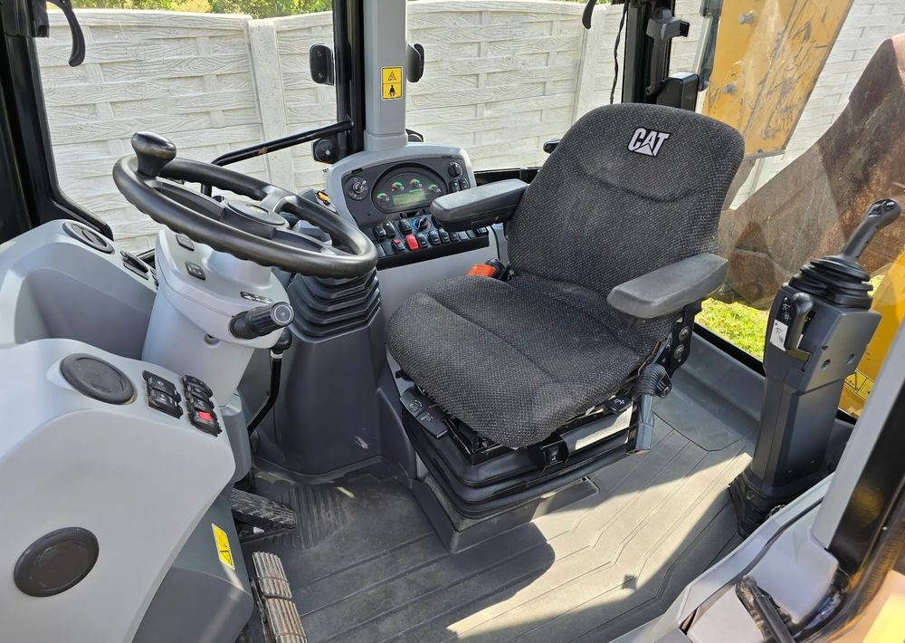 Caterpillar - Terna: foto 3 Caterpillar - Terna: foto 3