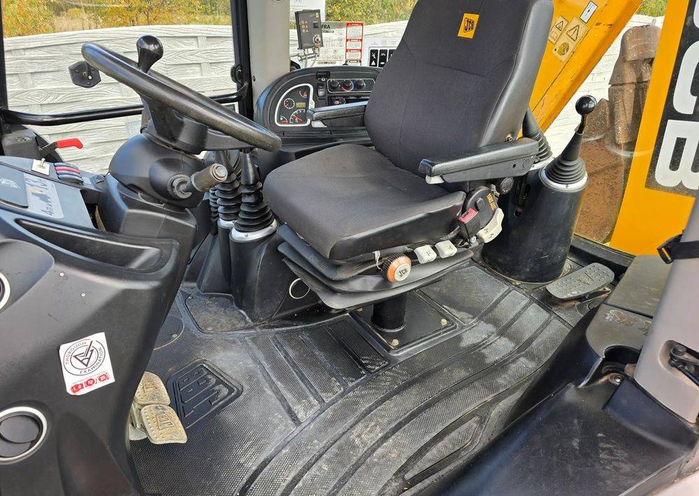 JCB - Terna: foto 3 JCB - Terna: foto 3