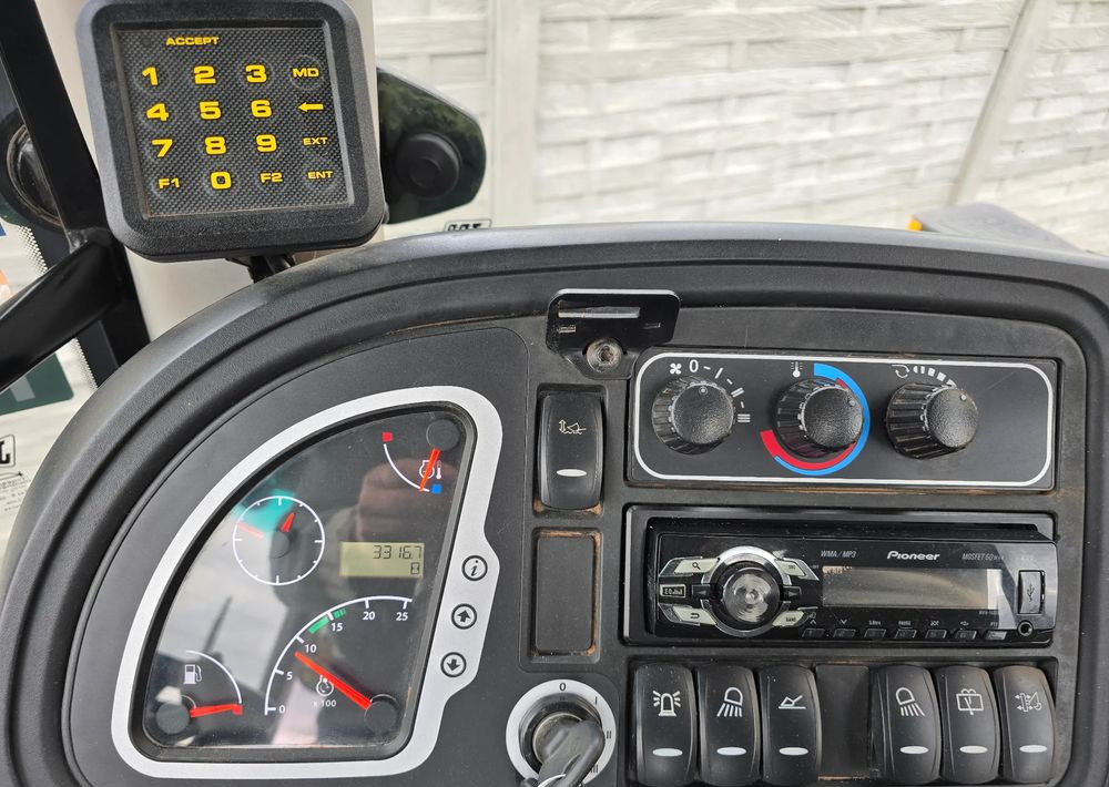 JCB - Terna: foto 4 JCB - Terna: foto 4