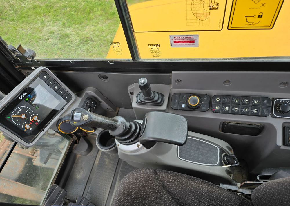 JCB - Escavatore cingolato: foto 5 JCB - Escavatore cingolato: foto 5