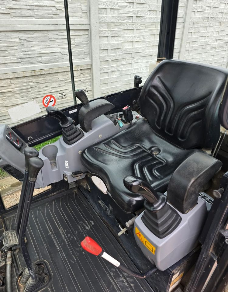 Kubota - Miniescavatore: foto 3 Kubota - Miniescavatore: foto 3