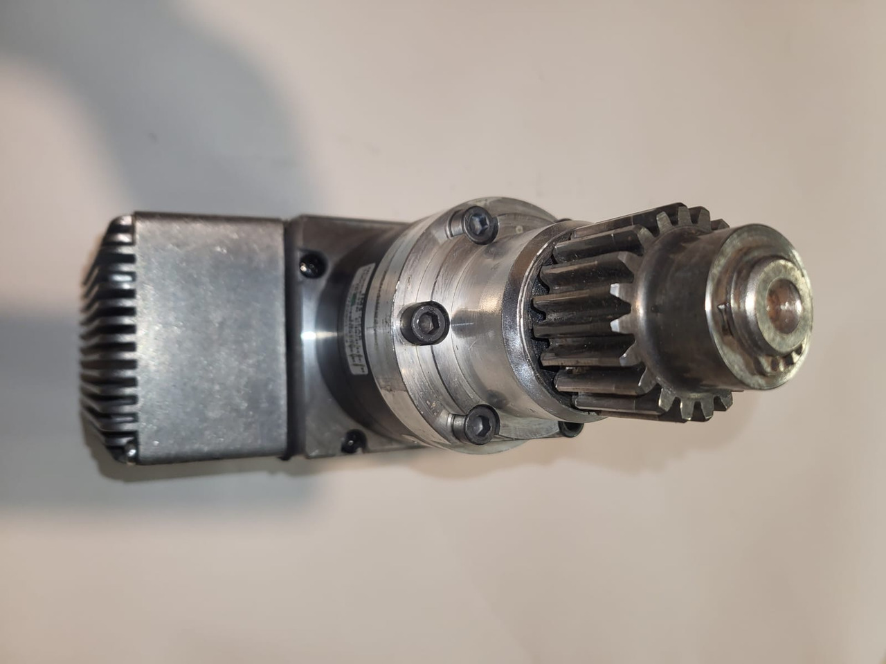 BT steering motor 7596767001 - Ricambi per Mezzo di movimentazione: foto 3 BT steering motor 7596767001 - Ricambi per Mezzo di movimentazione: foto 3