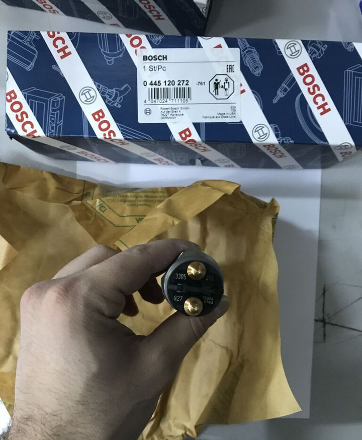 Bosch 0445120272 0 Cummins ALL OF THEM - Iniettore per Terna: foto 1 Bosch 0445120272 0 Cummins ALL OF THEM - Iniettore per Terna: foto 1