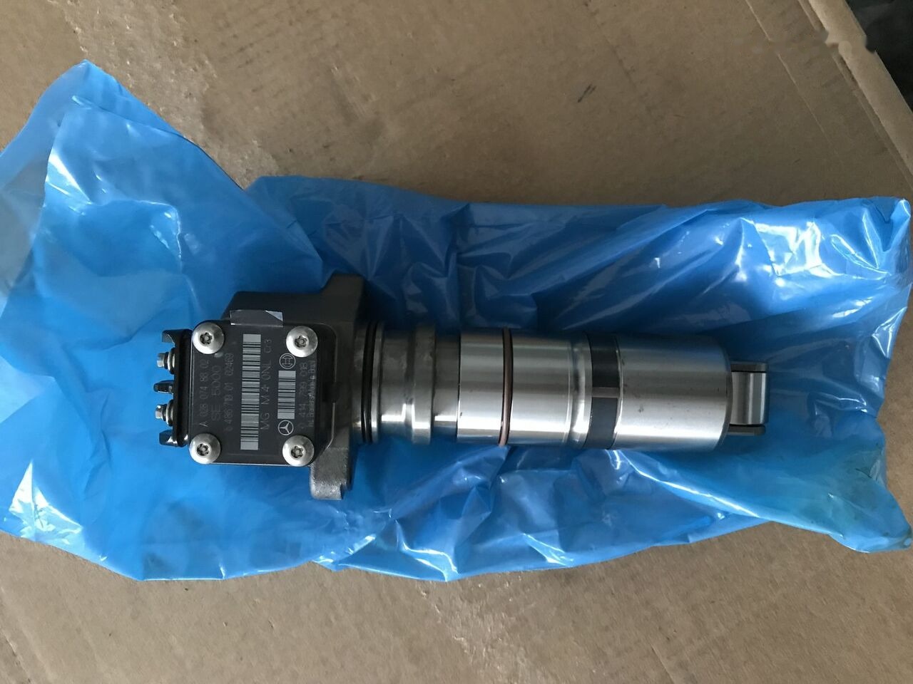 Bosch 2018 0280748802 Mercedes-Benz AXOR-ATEGO-ACTROS truck - Pompa di alimentazione per Camion: foto 1 Bosch 2018 0280748802 Mercedes-Benz AXOR-ATEGO-ACTROS truck - Pompa di alimentazione per Camion: foto 1