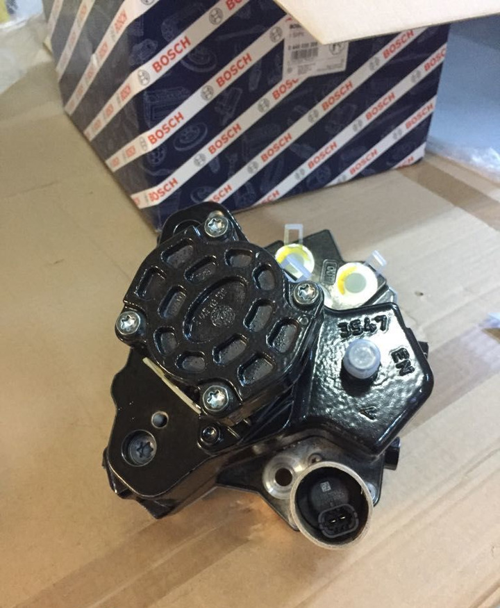 Bosch 2018 51111037846 MAN - Pompa di alimentazione per Camion: foto 1 Bosch 2018 51111037846 MAN - Pompa di alimentazione per Camion: foto 1