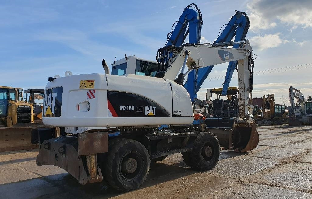 CAT M 316 D - Escavatore gommato: foto 5 CAT M 316 D - Escavatore gommato: foto 5