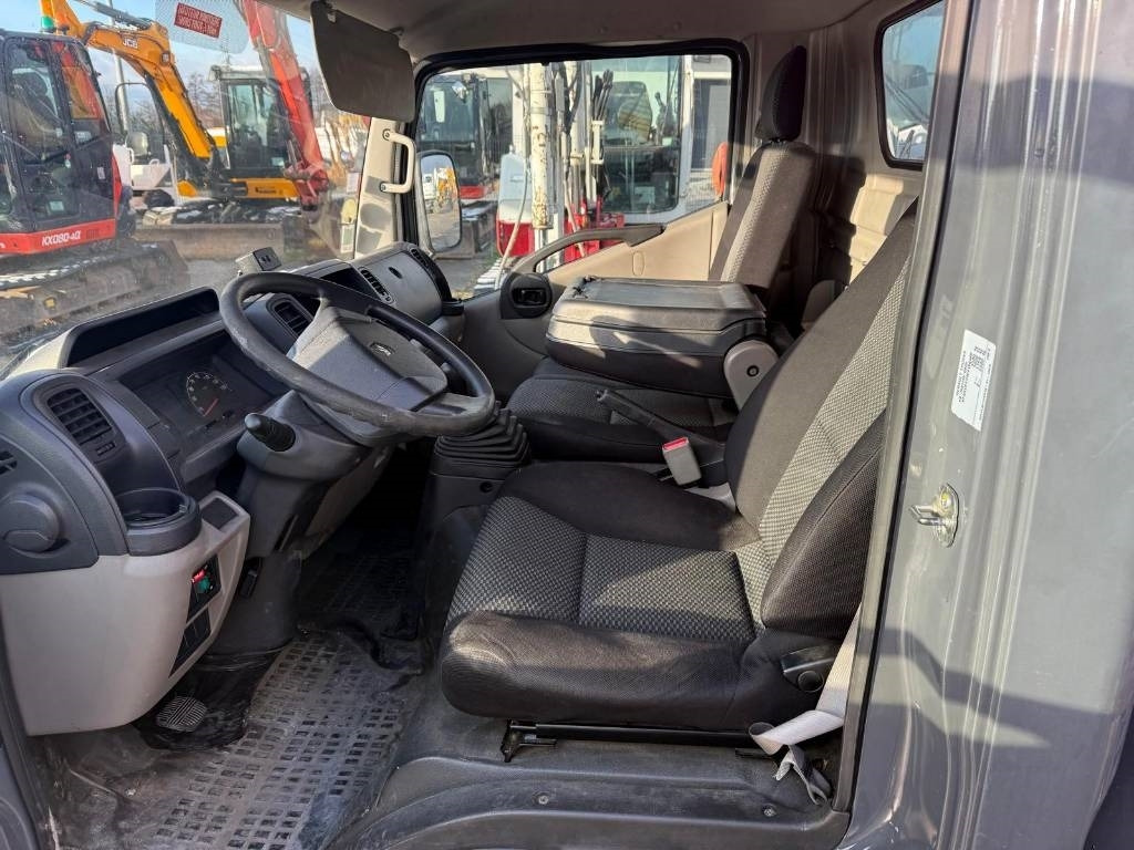 Piattaforma aerea Renault Maxity 120: foto 11