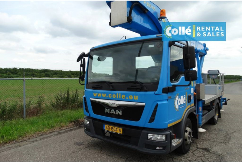 Palfinger P 300 KS | 2015 - Piattaforma autocarrata: foto 2 Palfinger P 300 KS | 2015 - Piattaforma autocarrata: foto 2