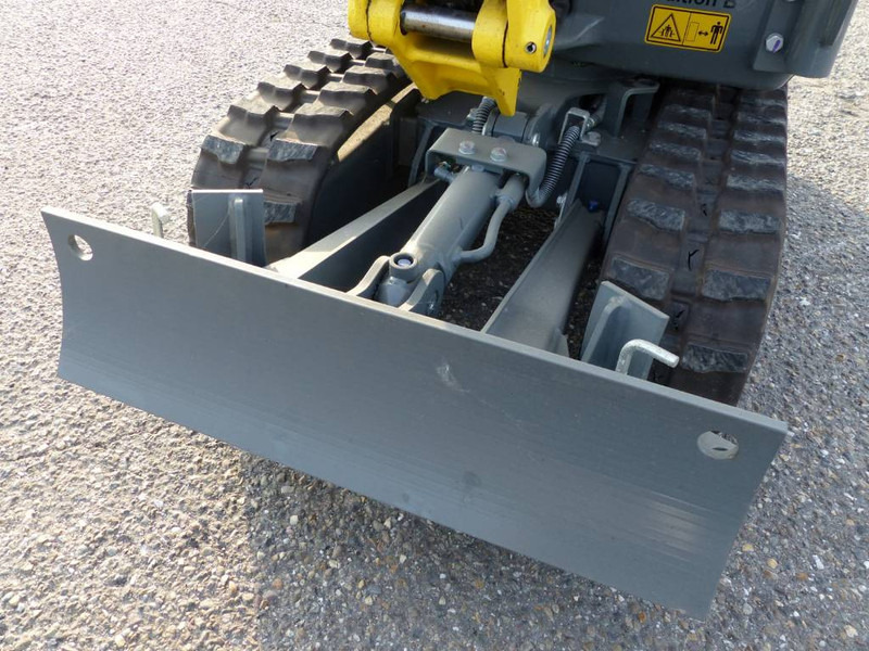 Miniescavatore WACKER NEUSON 803: foto 8