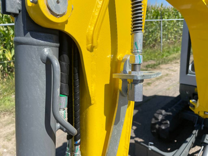 Miniescavatore WACKER NEUSON ET16: foto 8