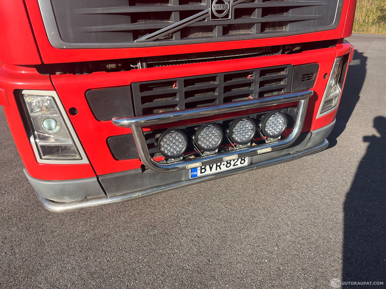 Volvo FH13 440, Koukkulava kuorma-auto, 2007, Todella siistikuntoinen, Lohja - Camion: foto 4 Volvo FH13 440, Koukkulava kuorma-auto, 2007, Todella siistikuntoinen, Lohja - Camion: foto 4