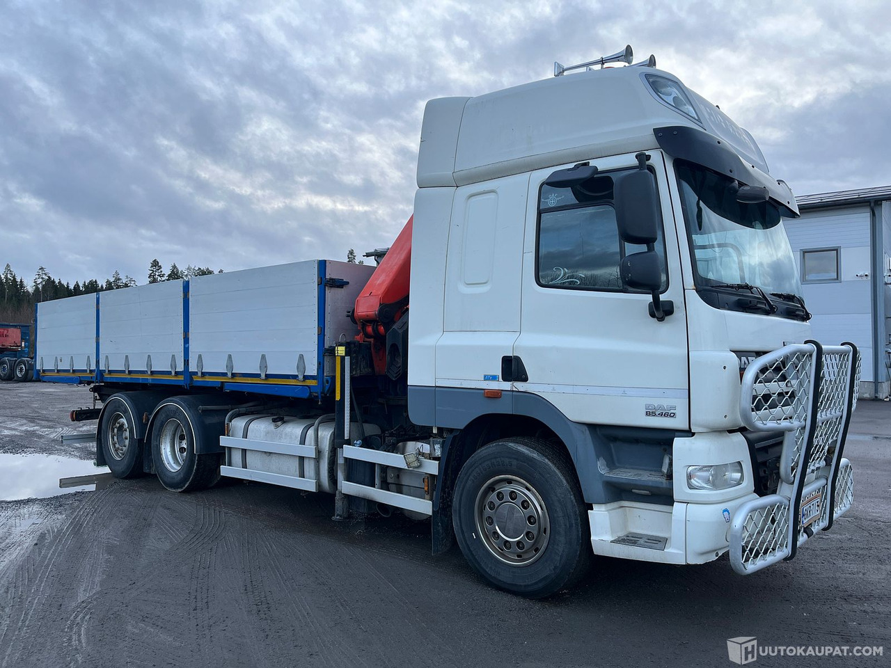Daf CF85.460 FAN, 2013, Kangasala - Autocarro con pianale/ Cassone fisso, Camion con gru: foto 2 Daf CF85.460 FAN, 2013, Kangasala - Autocarro con pianale/ Cassone fisso, Camion con gru: foto 2