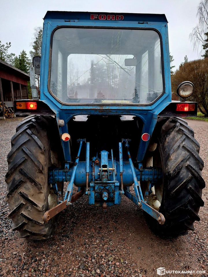 Ford 4600, 1976, Askola - Trattore: foto 5 Ford 4600, 1976, Askola - Trattore: foto 5