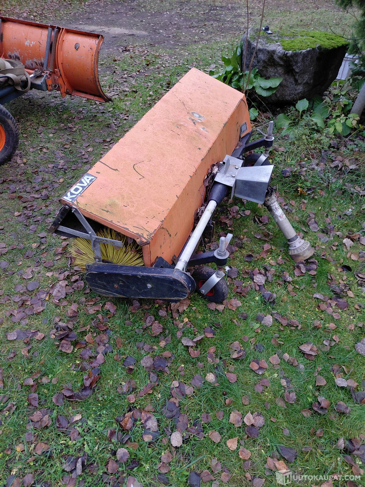 Kubota B7100, 1990, Lahti - Trattore piccolo: foto 4 Kubota B7100, 1990, Lahti - Trattore piccolo: foto 4