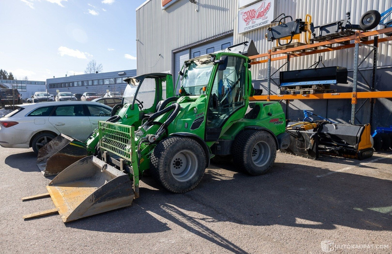 Avant 860 GT-ohjaamolla, 2022, Diesel, 1 000 h, Helsinki - Macchina agricola: foto 1 Avant 860 GT-ohjaamolla, 2022, Diesel, 1 000 h, Helsinki - Macchina agricola: foto 1