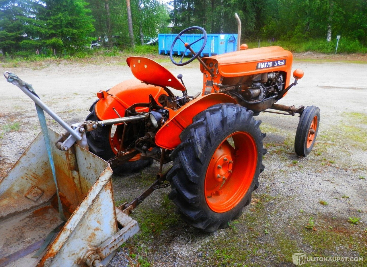 Fiat 211 R, Diesel Traktori, Kurikka - Macchina agricola: foto 5 Fiat 211 R, Diesel Traktori, Kurikka - Macchina agricola: foto 5