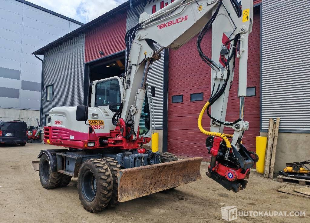 Takeuchi TB295W, 2014, 11 000 h Kaivinkone, Kerava - Macchina da cantiere: foto 4 Takeuchi TB295W, 2014, 11 000 h Kaivinkone, Kerava - Macchina da cantiere: foto 4