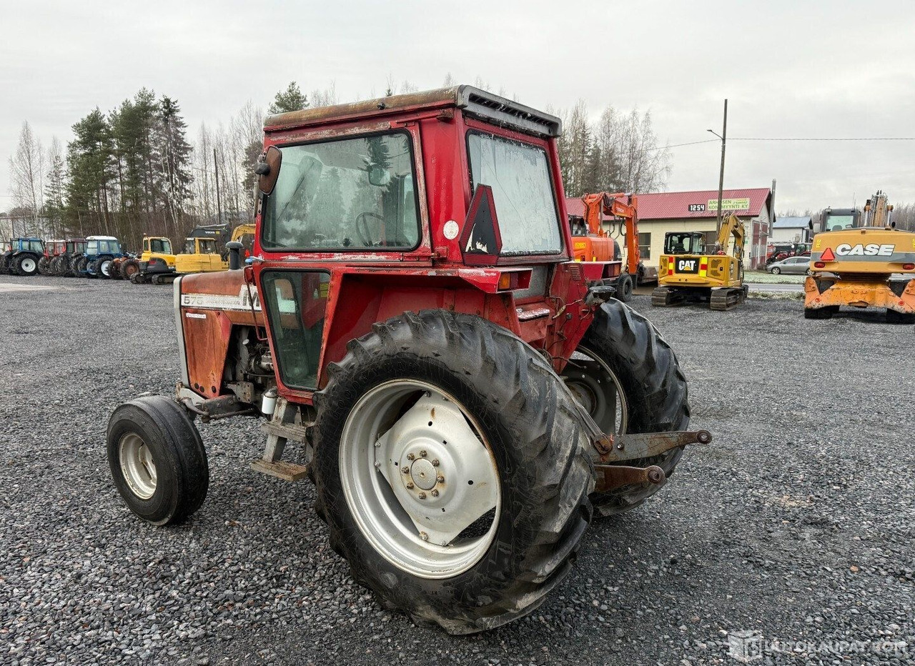 Massey Ferguson 575 MP, 1980, 3.9 l, Diesel Traktori, Virrat - Trattore: foto 2 Massey Ferguson 575 MP, 1980, 3.9 l, Diesel Traktori, Virrat - Trattore: foto 2
