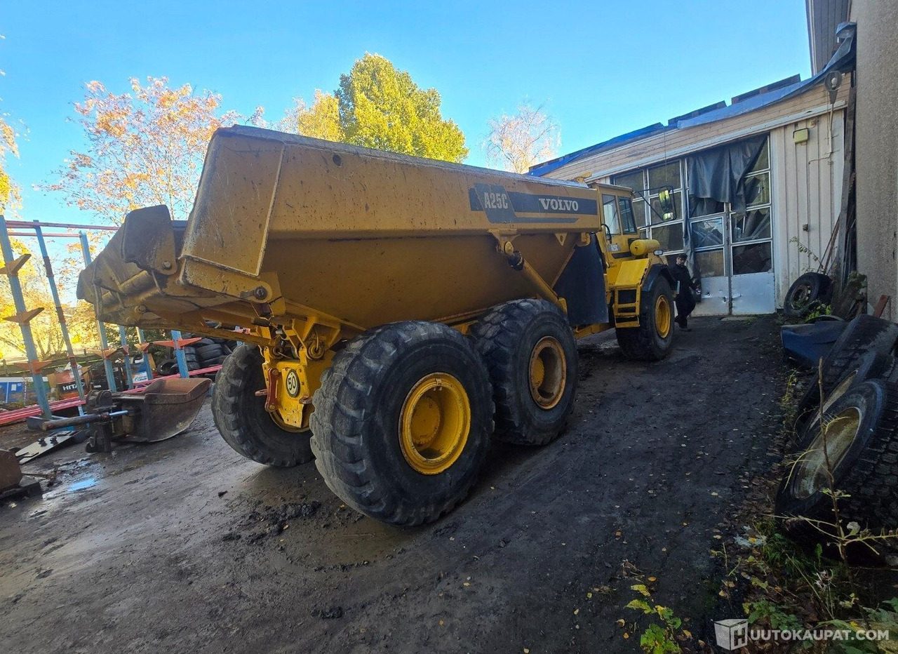 Volvo A25c6.7 6x6 dumpperi, 25545h, 1998, Kurikka - Dumper articolato: foto 3 Volvo A25c6.7 6x6 dumpperi, 25545h, 1998, Kurikka - Dumper articolato: foto 3