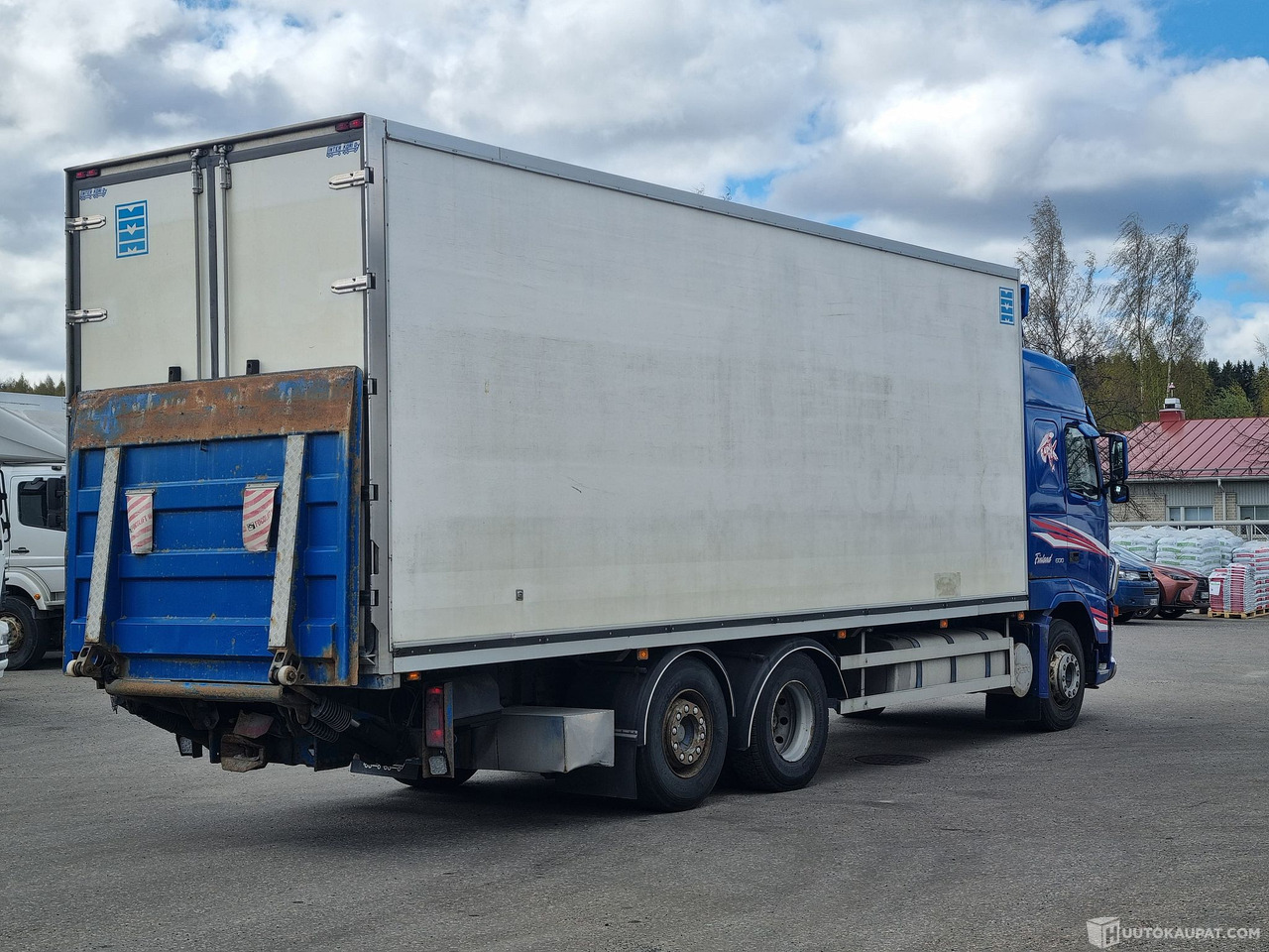 Volvo FH 12 6×2, 2002, Tampere - Autocarro furgonato: foto 3 Volvo FH 12 6×2, 2002, Tampere - Autocarro furgonato: foto 3