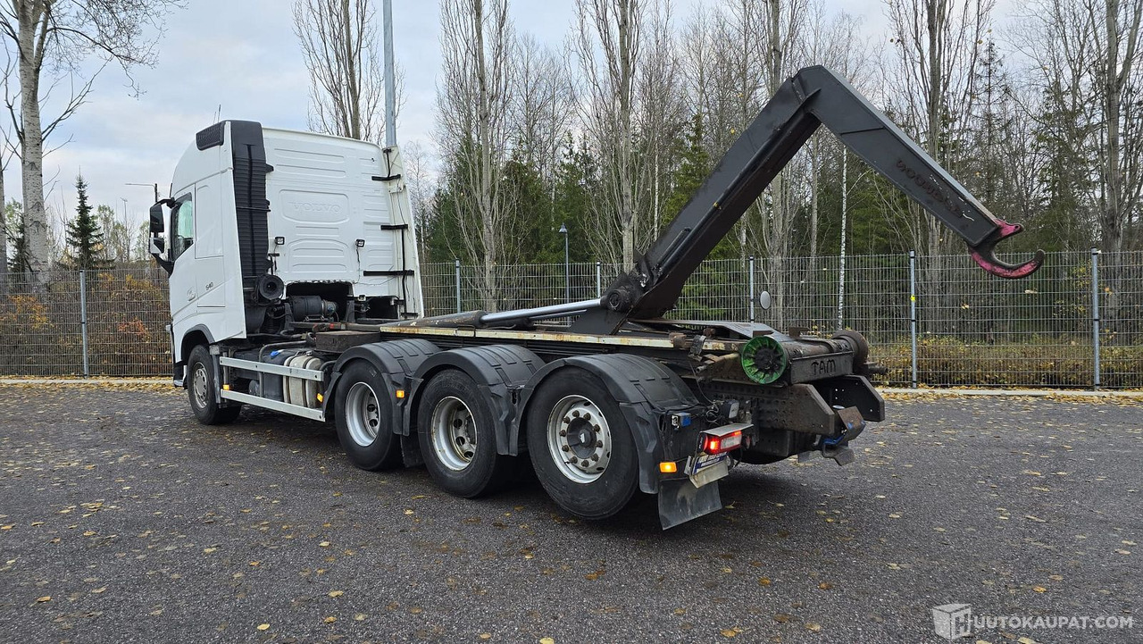 Volvo FH540 8x4, koukkulava kuorma-auto, 2017, Vantaa - Autocarro scarrabile: foto 2 Volvo FH540 8x4, koukkulava kuorma-auto, 2017, Vantaa - Autocarro scarrabile: foto 2