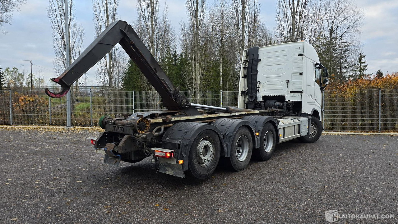 Volvo FH540 8x4, koukkulava kuorma-auto, 2017, Vantaa - Autocarro scarrabile: foto 3 Volvo FH540 8x4, koukkulava kuorma-auto, 2017, Vantaa - Autocarro scarrabile: foto 3