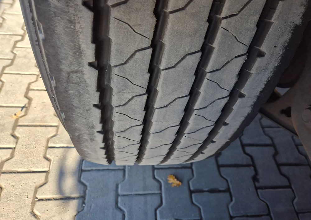 Krone BDE STANDARD PODNOSZONY DACH / z Niemiec PONADGABARYTY POSZERZANA OPONY 80% - Semirimorchio centinato: foto 3 Krone BDE STANDARD PODNOSZONY DACH / z Niemiec PONADGABARYTY POSZERZANA OPONY 80% - Semirimorchio centinato: foto 3