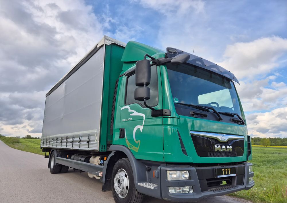 MAN TGL 12.250 6.2m AUTOMAT KLIMA z Niemiec ESP nowe opony EURO 6 / 4.75 rozstaw / zawiesie na wózek widłowy / TOP STAN / okazja nauka jazdy MOŻLIWOŚĆ DOSTOSOWANIA 12t - Camion centinato: foto 1 MAN TGL 12.250 6.2m AUTOMAT KLIMA z Niemiec ESP nowe opony EURO 6 / 4.75 rozstaw / zawiesie na wózek widłowy / TOP STAN / okazja nauka jazdy MOŻLIWOŚĆ DOSTOSOWANIA 12t - Camion centinato: foto 1