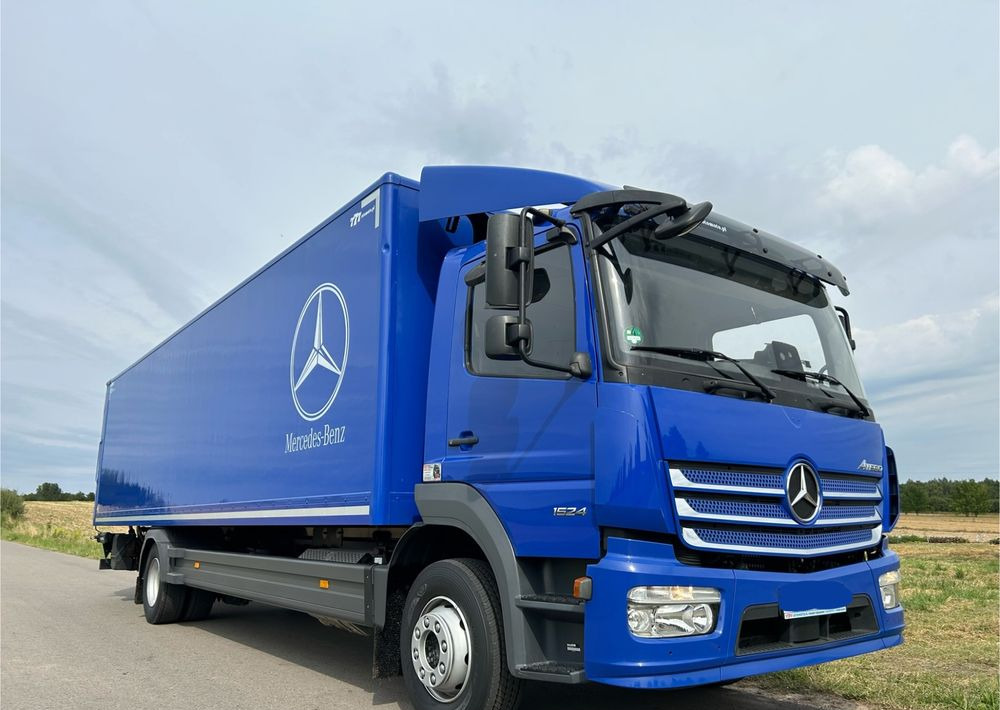 Mercedes-Benz Atego 1524 Z Niemiec 8.65m TOP 2018 Przód i tył na poduszkach 15t DMC / TOP STAN - Autocarro furgonato: foto 1 Mercedes-Benz Atego 1524 Z Niemiec 8.65m TOP 2018 Przód i tył na poduszkach 15t DMC / TOP STAN - Autocarro furgonato: foto 1