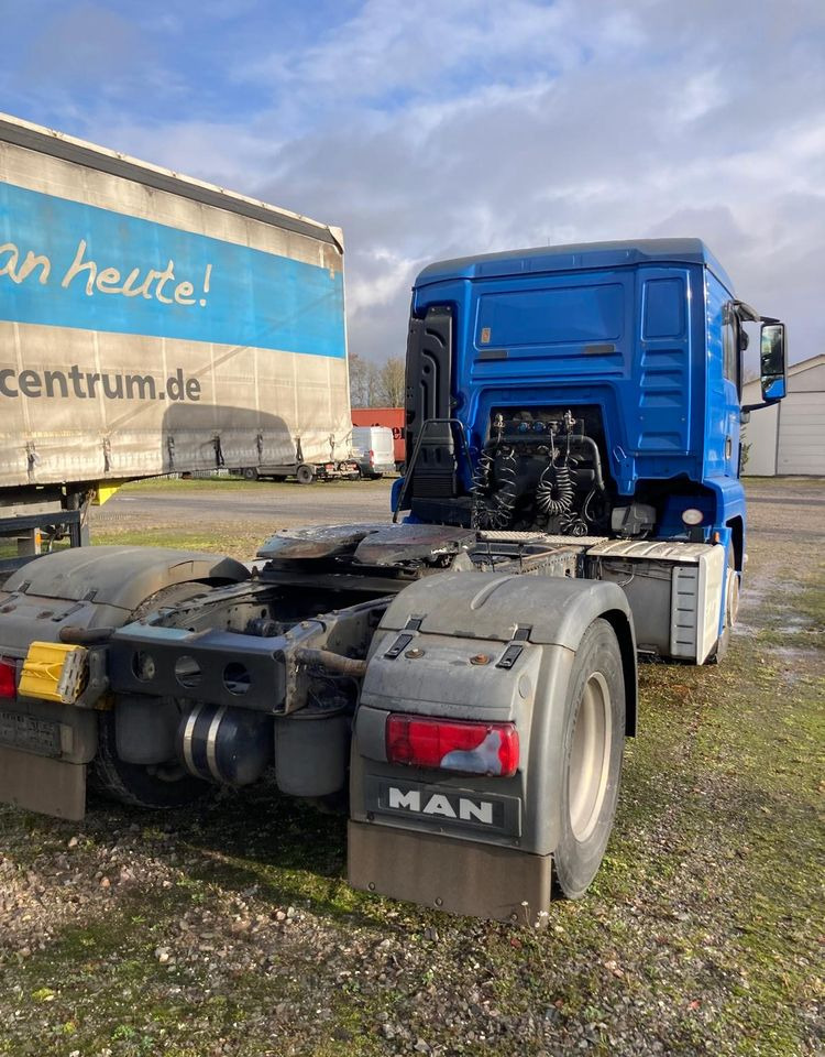 MAN TGS 18.400 NAUKA JAZDY z Niemiec NISKA KABINA ELKA AUTOMAT 4x2 STANDARD 315/70r22.5 SUPER STAN TGX 470 460 420 430 500 510 400 360 410 - Trattore stradale: foto 2 MAN TGS 18.400 NAUKA JAZDY z Niemiec NISKA KABINA ELKA AUTOMAT 4x2 STANDARD 315/70r22.5 SUPER STAN TGX 470 460 420 430 500 510 400 360 410 - Trattore stradale: foto 2