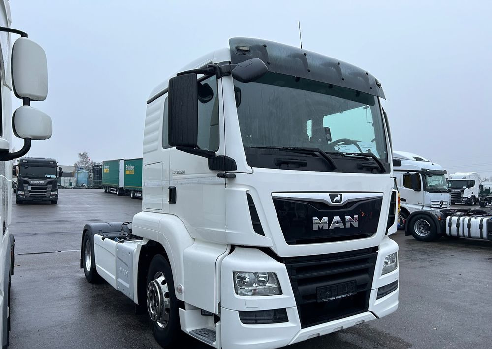 MAN TGS 18.500 TOP1 NAUKA JAZDY POLIFT ELKA AUTOMAT 4x2 STANDARD 315/70r22.5 SUPER STAN TGX 470 460 420 430 500 510 400 360 410 - Trattore stradale: foto 2 MAN TGS 18.500 TOP1 NAUKA JAZDY POLIFT ELKA AUTOMAT 4x2 STANDARD 315/70r22.5 SUPER STAN TGX 470 460 420 430 500 510 400 360 410 - Trattore stradale: foto 2