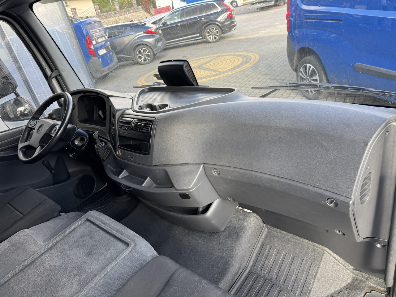 Mercedes Atego Axor - Cabina e interni: foto 3 Mercedes Atego Axor - Cabina e interni: foto 3